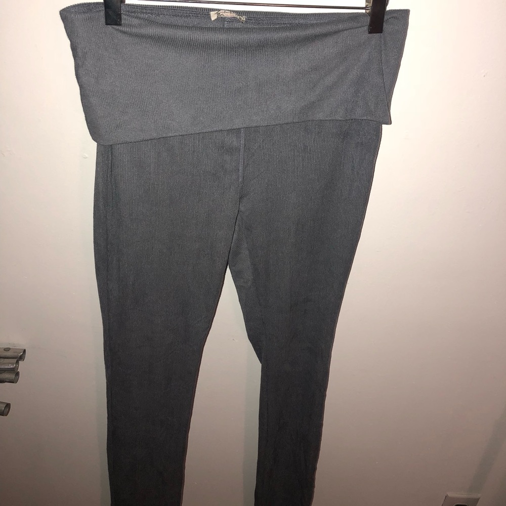 Super soft Free People leggings!